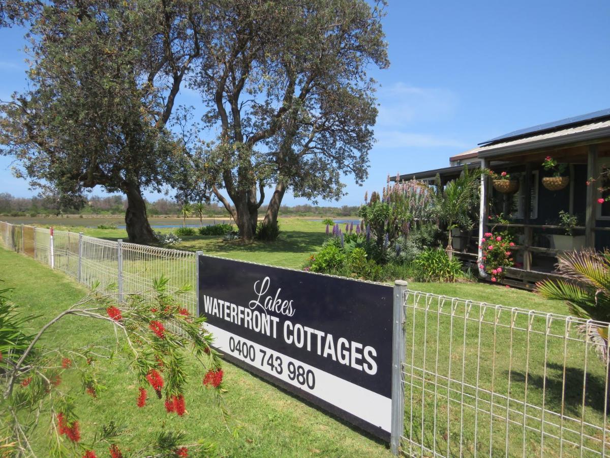 Lakes Entrance Waterfront Cottages With King Beds Esterno foto