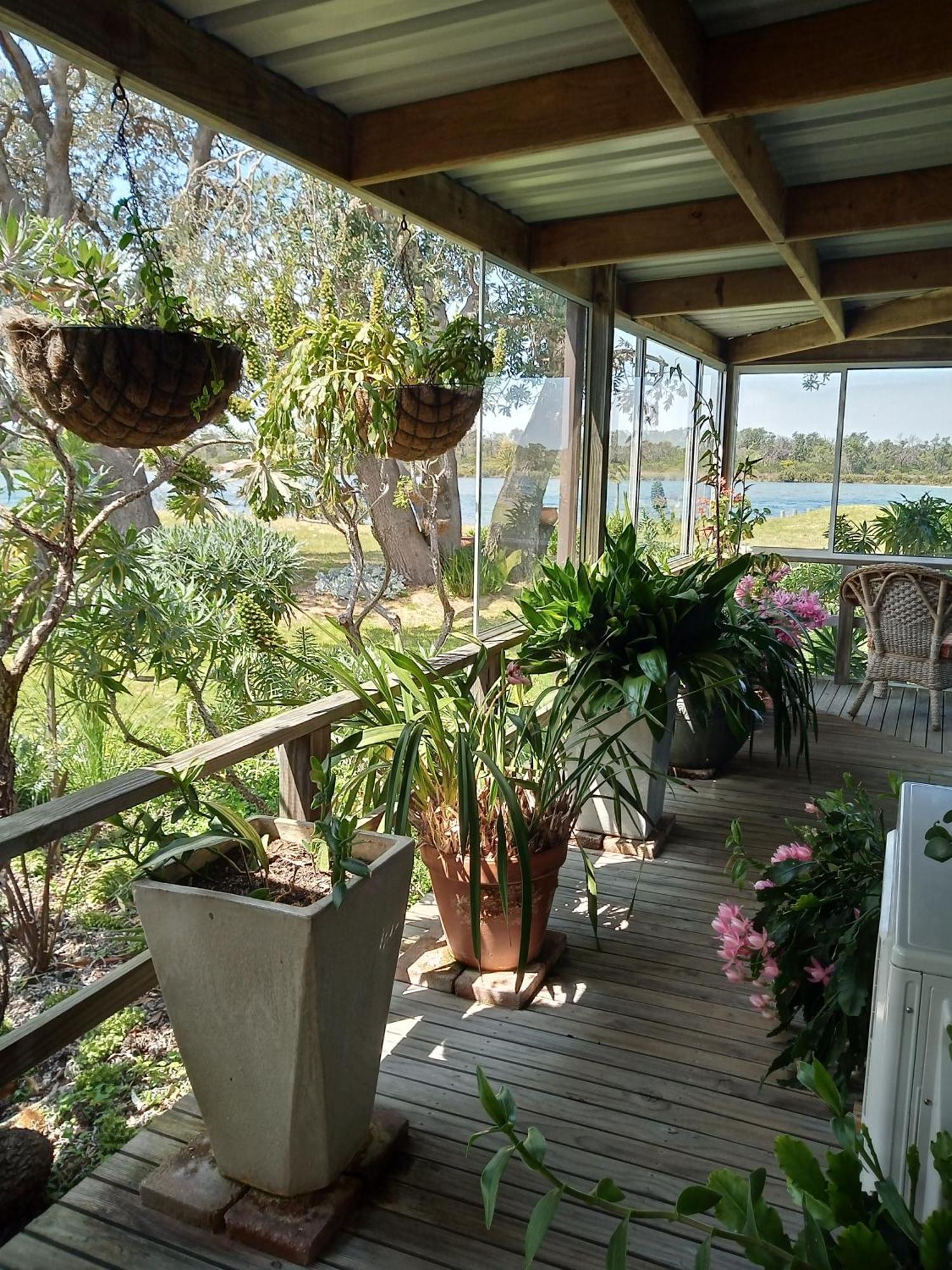 Lakes Entrance Waterfront Cottages With King Beds Esterno foto