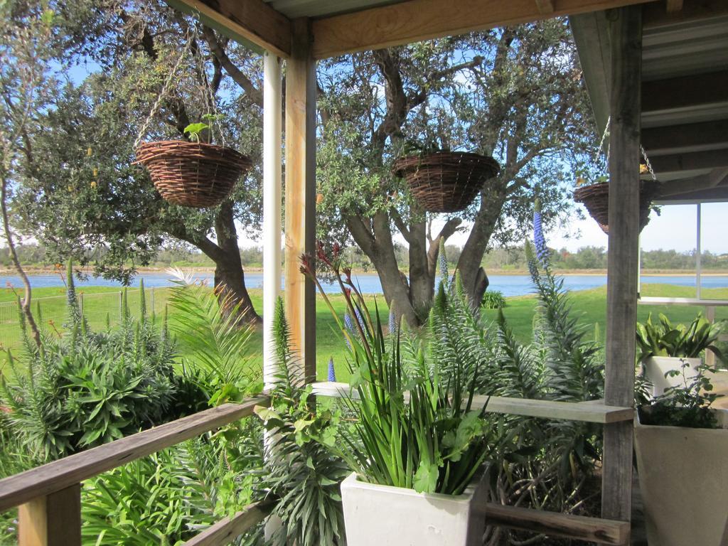 Lakes Entrance Waterfront Cottages With King Beds Esterno foto